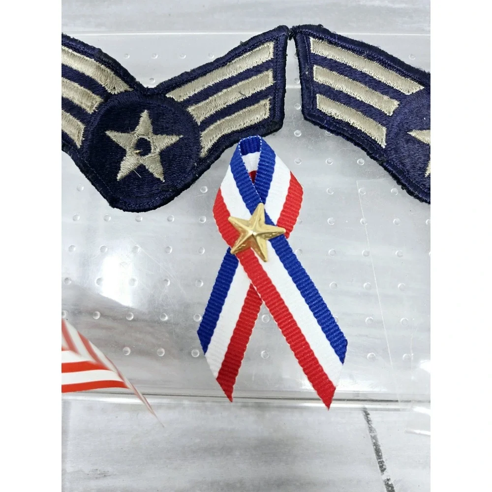 USAF Senior Airman E-4 Rank Chevron‎ Insignia U.S. Air Force Patch + Ribbon Pins